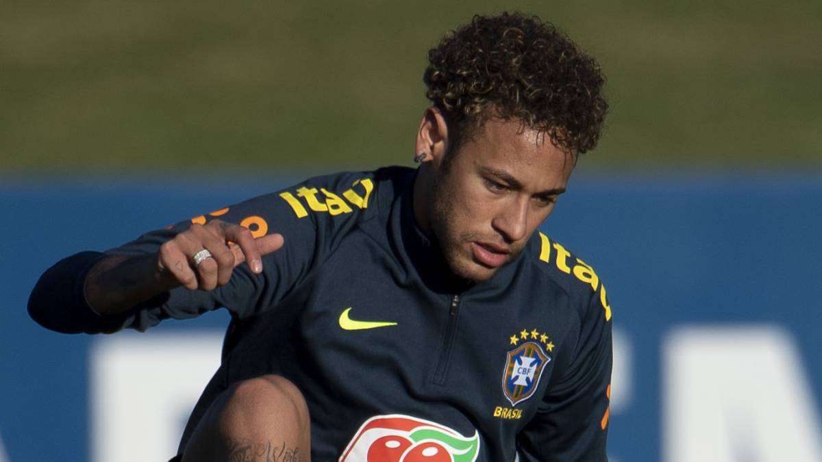 莱利表现稳 莱利表现稳