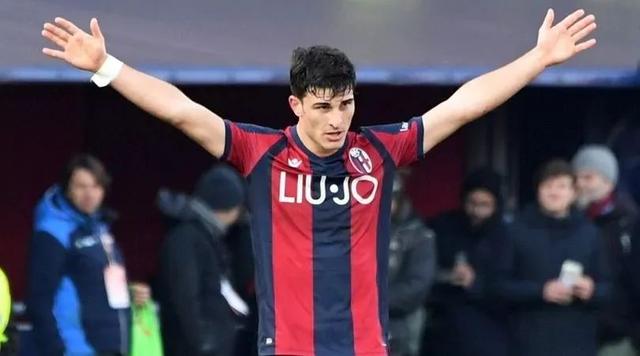 中展现出强 中展现出强